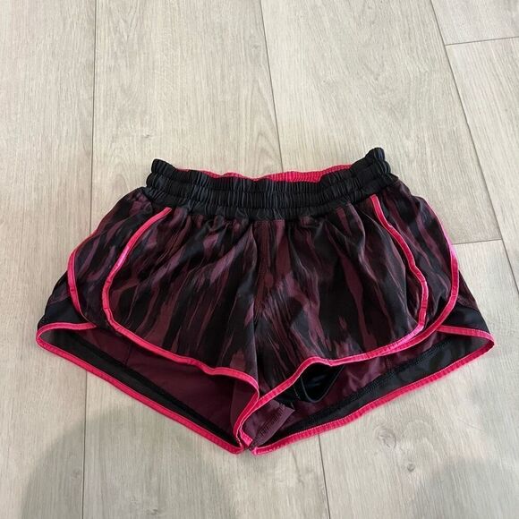 Lululemon Womens Super Squad Running Shorts Size 4 Elastic Waist Lined Purple - Picture 1 of 8
